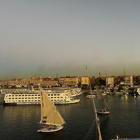 Mostafa Jamaica Guesthouse Aswan Bagian luar foto