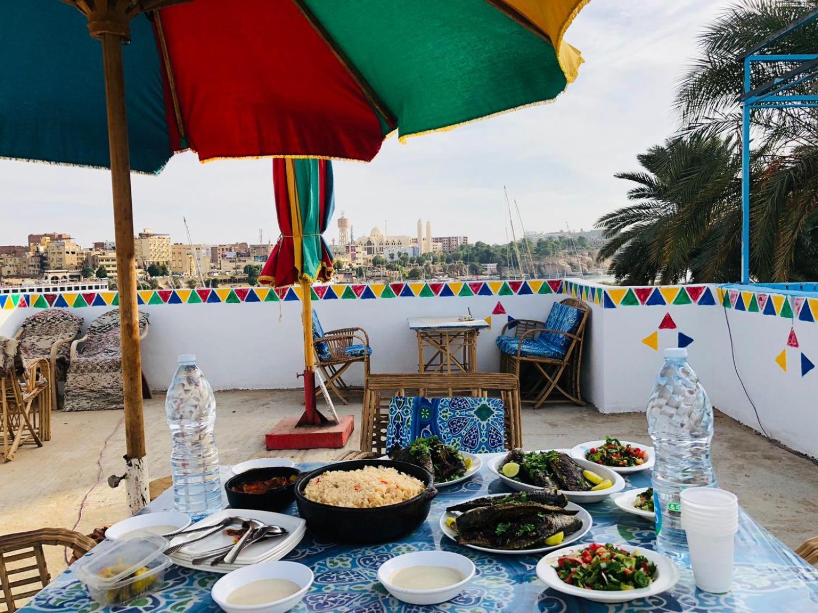 Mostafa Jamaica Guesthouse Aswan Ruang foto