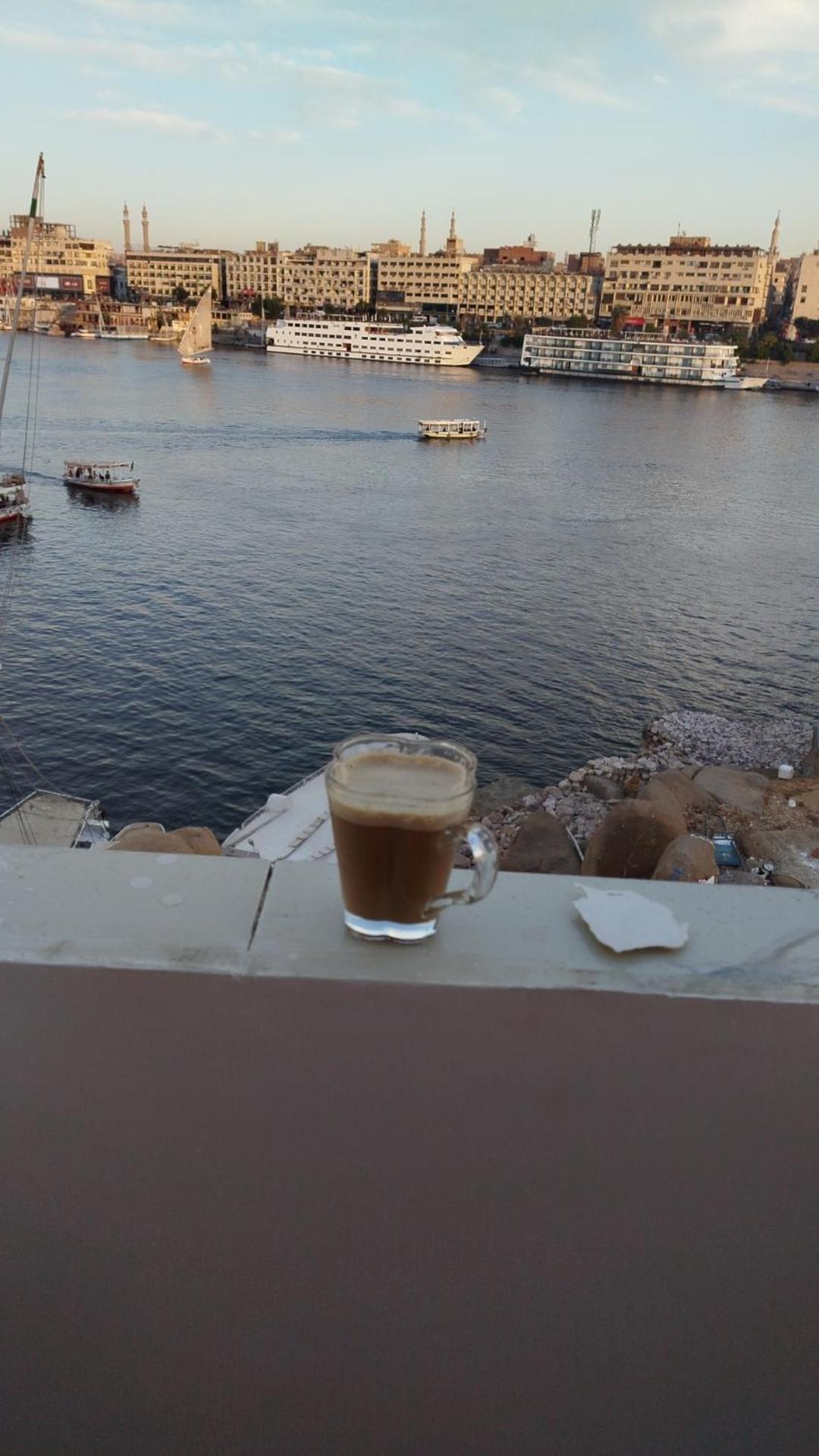 Mostafa Jamaica Guesthouse Aswan Ruang foto
