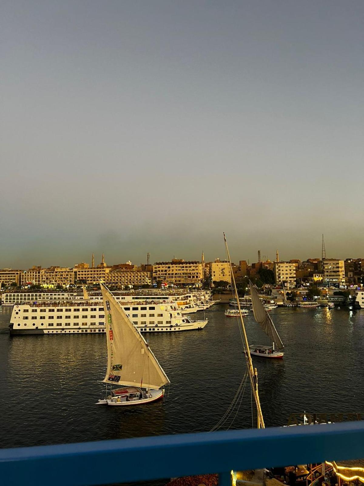 Mostafa Jamaica Guesthouse Aswan Bagian luar foto