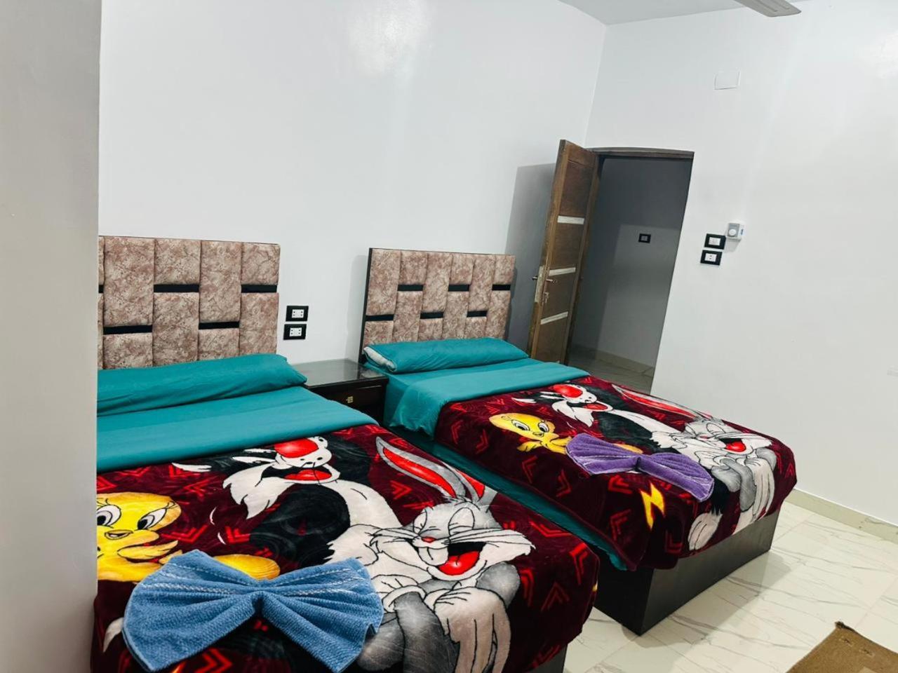 Mostafa Jamaica Guesthouse Aswan Ruang foto